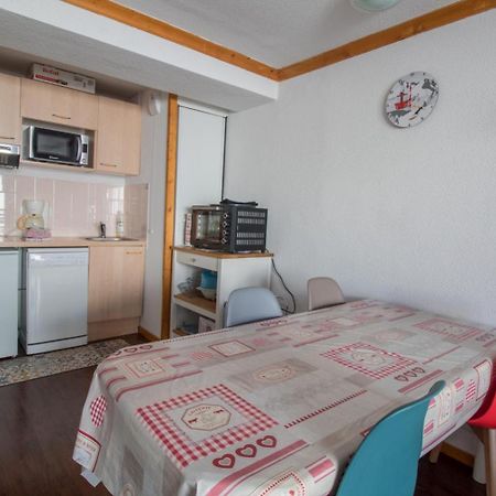 Appartement 4 Personnes Avec Piscine, Wifi, Garage Besse-et-Saint-Anastaise Exterior foto