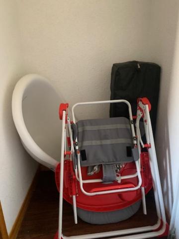 Appartement 4 Personnes Avec Piscine, Wifi, Garage Besse-et-Saint-Anastaise Exterior foto